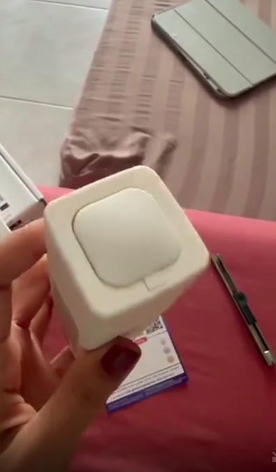 The packaging quality is excellent and the size is just right. The serum absorbs easily and felt amazing even from the first use. I gradually adjusted my skin until I could use it both morning and evening.