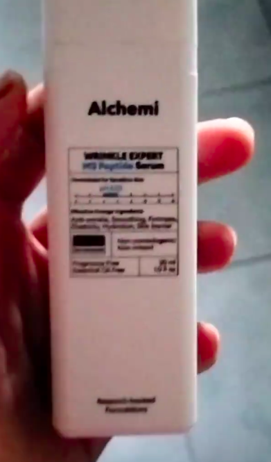 Perfect for women over 40 who want to improve firmness and reduce sagging. The price is excellent, especially with discount codes — great value. I’ll definitely repurchase once I see the long-term results as claimed. Very satisfied!